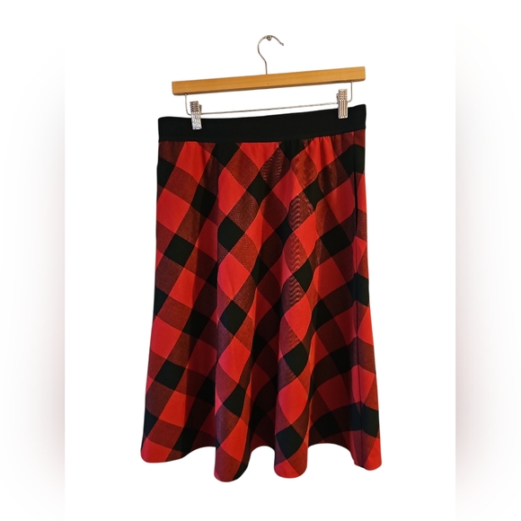 Lands' End Red and Black Plaid A-Line Skirt Buffalo Plaid Sz 8 WSK37 - Picture 2 of 6